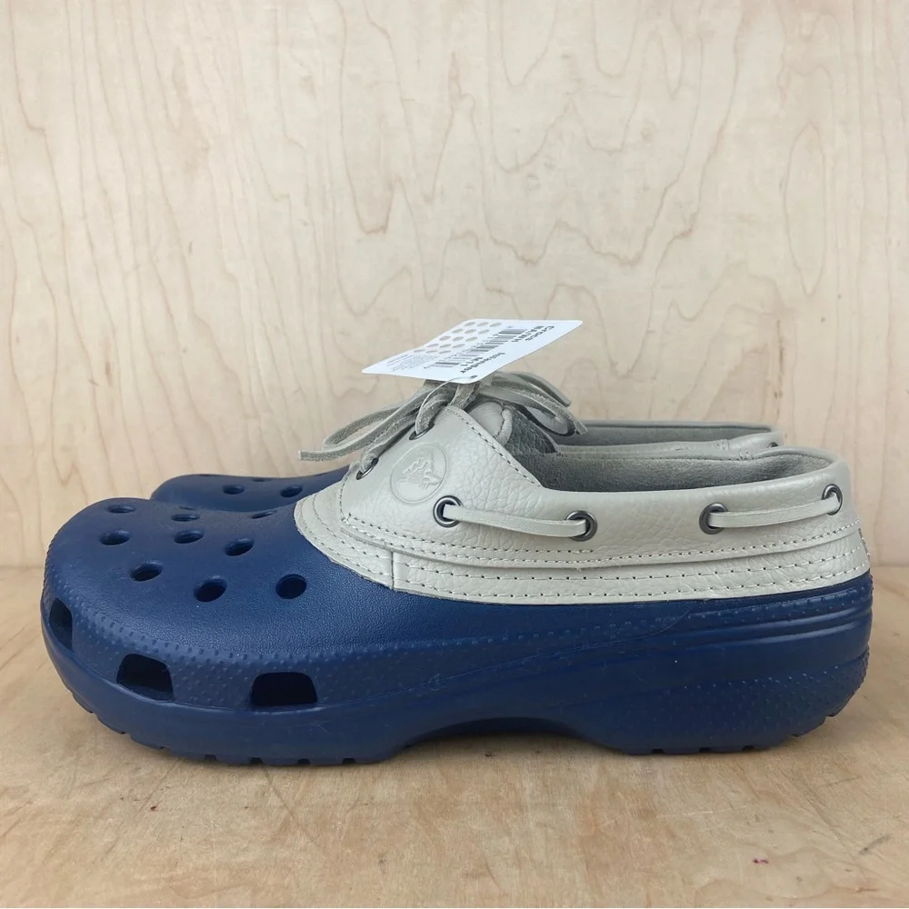 Crocs Islander Pitcrew Sport Navy and Taupe Leather Boat Shoes Men’s Size 11